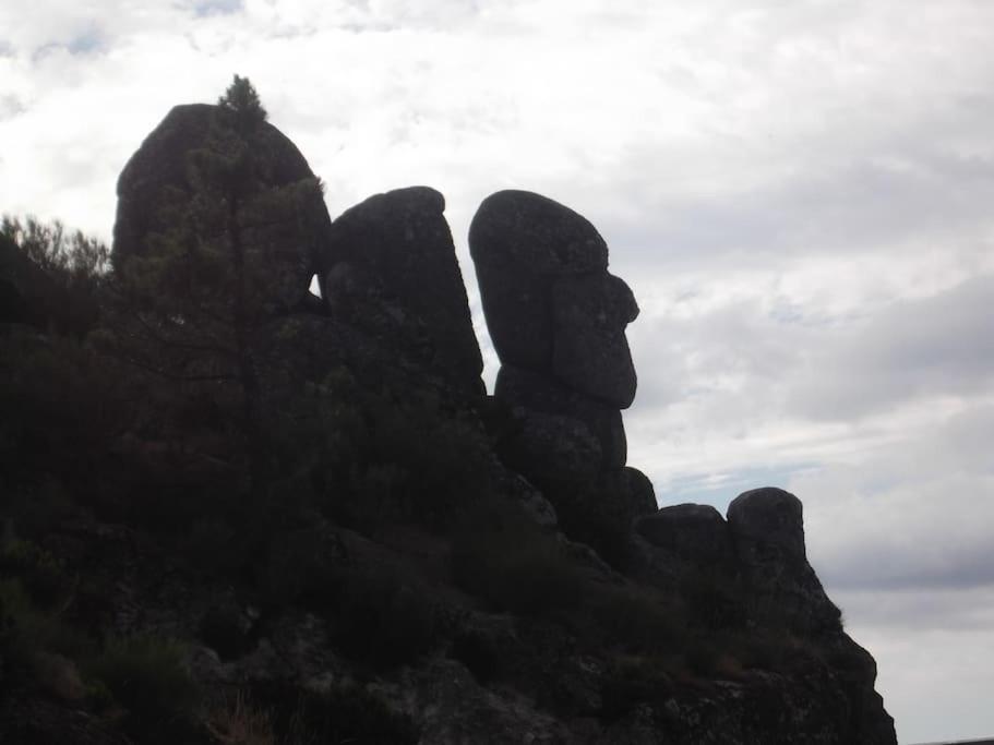 Casa Na Serra Da Estrela Melo Luaran gambar