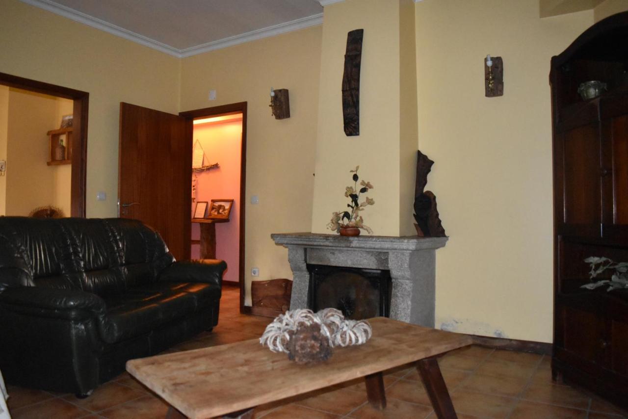 Casa Na Serra Da Estrela Melo Luaran gambar